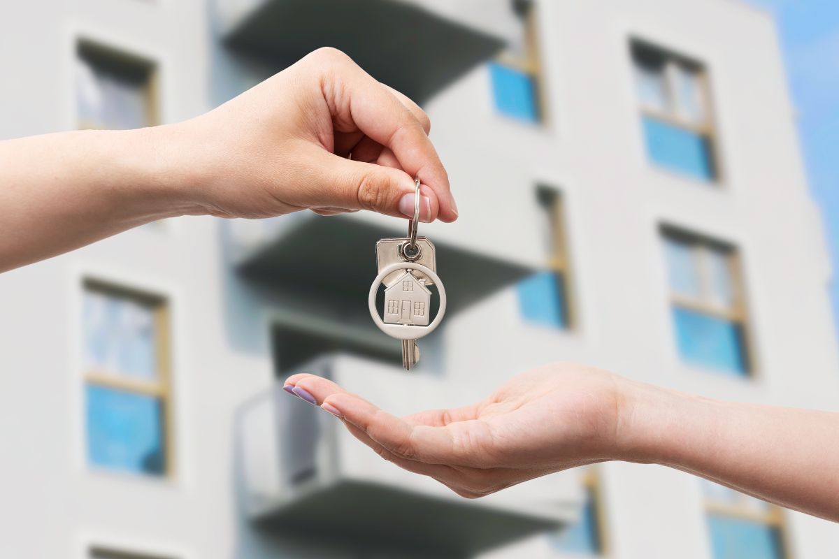 Pirmas būstas be galvos skausmo: 5 kritinės klaidos, kurios pirkėjams kainuoja tūkstančius